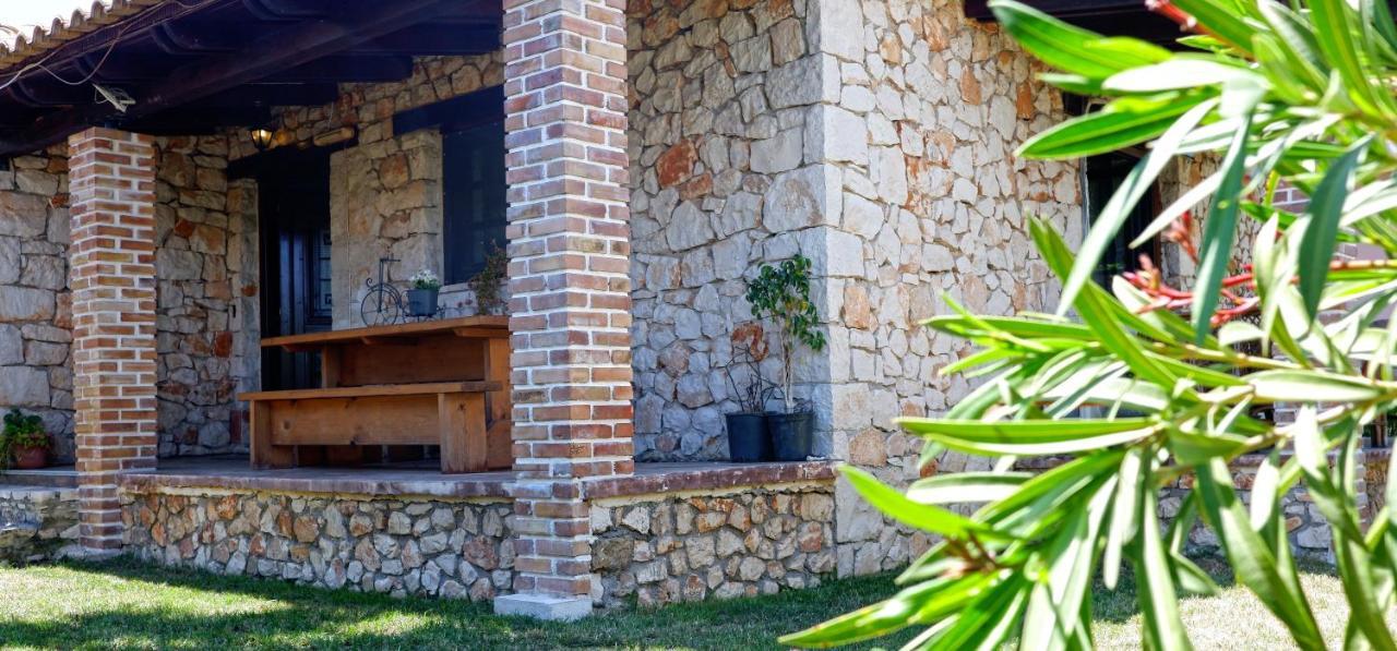 Villa Constantis Kalamákion Exterior foto